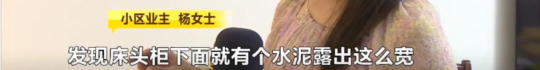 DƬ